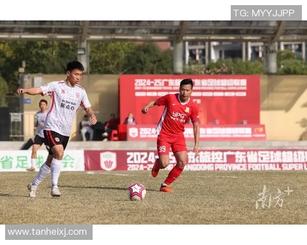 深圳足球队以67分领跑全国锦标赛积分榜展现强劲实力