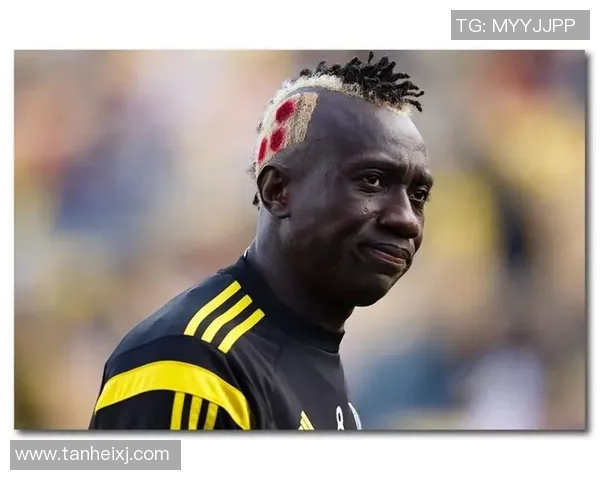 美国最美足球女星的魅力与成就揭示了女性运动员的风采与力量