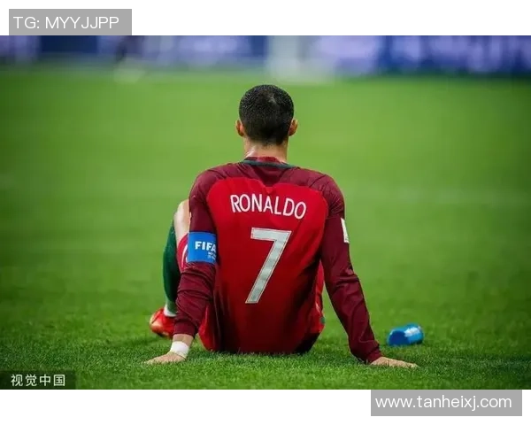 足球巨星背影瞬间集锦展现他们的风采与魅力