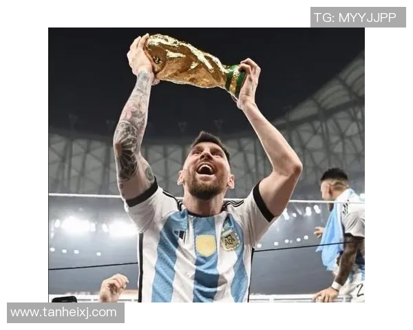 足球明星去世的消息与纪念图片回顾引发球迷热议