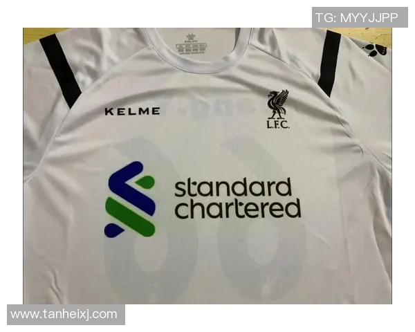 足球明星换球服瞬间大揭秘各大球星新形象尽在其中